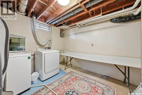 18 Mackie Crescent, Saskatoon, SK - Indoor Photo Showing Laundry Room