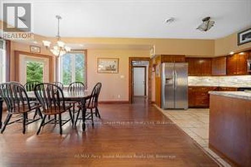 25 Cole Point Trail, Mckellar, ON - Indoor