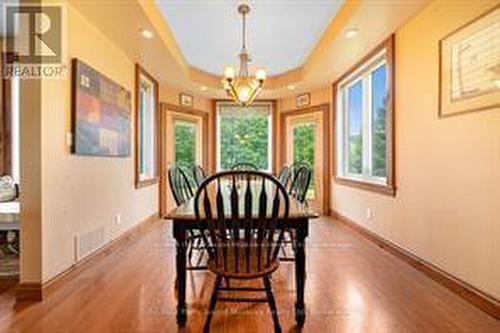 25 Cole Point Trail, Mckellar, ON - Indoor Photo Showing Dining Room