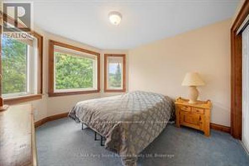 25 Cole Point Trail, Mckellar, ON - Indoor Photo Showing Bedroom