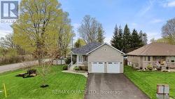 2 APPLECREST LANE Quinte West (Murray Ward), ON K8V 5P4
