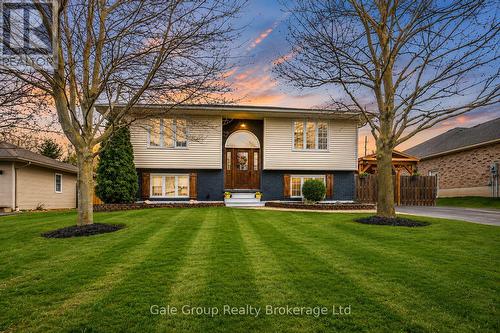 22 LORRAINE AVENUE  Tillsonburg, ON N4G 4V3