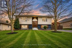 22 LORRAINE AVENUE Tillsonburg, ON N4G 4V3