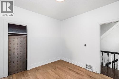 39 Arthur Avenue N, Hamilton, ON - Indoor Photo Showing Other Room