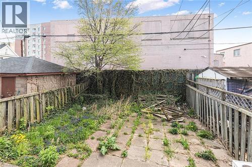 39 Arthur Avenue N, Hamilton, ON - Outdoor