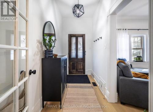 12 Arthur Street, London East (East F), ON - Indoor Photo Showing Other Room