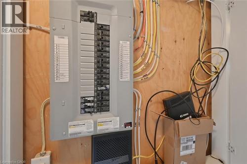 Image quality insufficient for description - 5 Hagar Street, Thorold, ON - Indoor