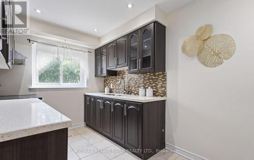 Eat In Kitchen - 77 Lowry Square, Toronto, ON - Indoor Photo Showing Kitchen
