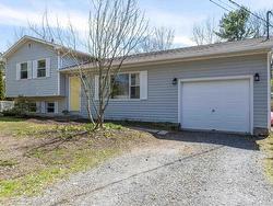 3164 Cornwallis Crescent  Coldbrook, NS B4R 1A2