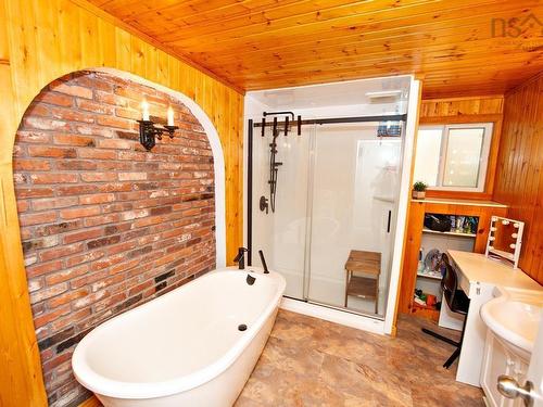 28 Beech Hill Drive, Lake Echo, NS 