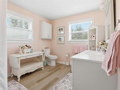 7575 Highway 329, East River Point, NS 