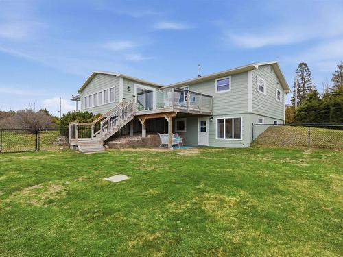 7575 Highway 329, East River Point, NS 