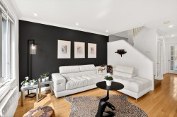 Salon - 
