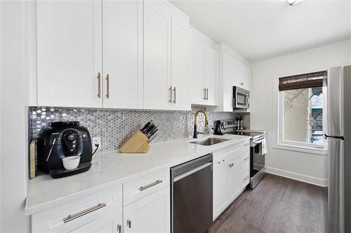 196 Winston Rd, Winnipeg, MB 