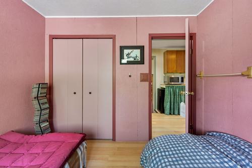 5000 Starshine Way, Merritt, BC - Indoor Photo Showing Bedroom