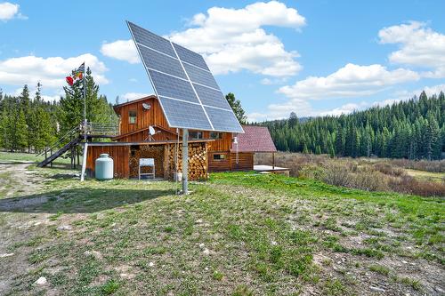 5000 Starshine Way, Merritt, BC - Outdoor