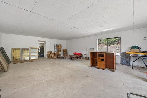 5000 Starshine Way, Merritt, BC - Indoor Photo Showing Other Room