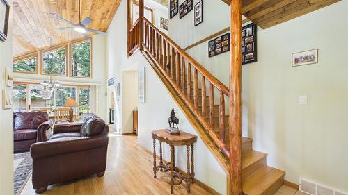 9387 Moyie Shores Estates Road, Moyie, BC - Indoor Photo Showing Other Room