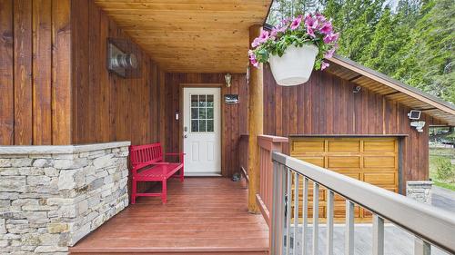 9387 Moyie Shores Estates Road, Moyie, BC - Outdoor With Exterior