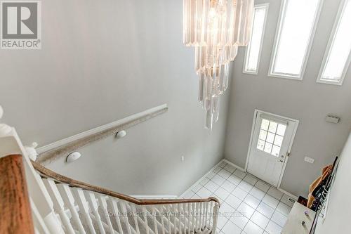 331 Ravineview Way, Oakville, ON - Indoor Photo Showing Other Room