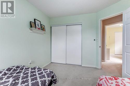 331 Ravineview Way, Oakville, ON - Indoor Photo Showing Bedroom