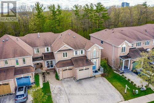 331 Ravineview Way, Oakville, ON - Outdoor