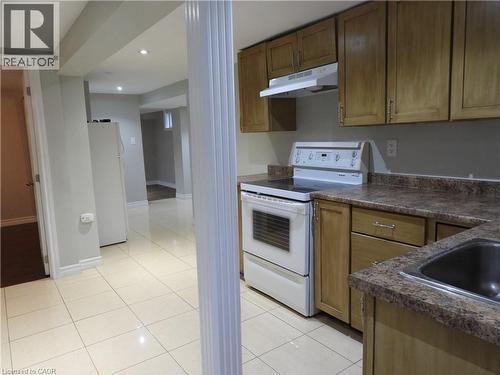285 East 28Th Street, Hamilton, ON - Indoor Photo Showing Kitchen