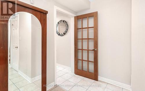 836 Avocado Crescent, Mississauga, ON - Indoor Photo Showing Other Room