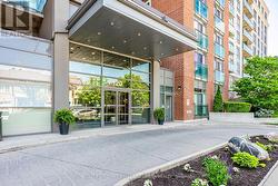 614 - 120 DALLIMORE CIRCLE Toronto, ON M3C 4J1
