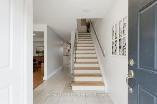 1402 Ghent Avenue, Burlington, ON - Indoor Photo Showing Other Room