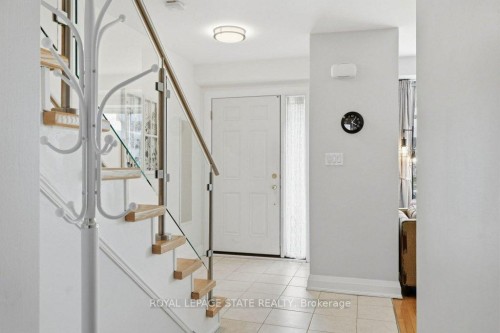 1402 Ghent Avenue, Burlington, ON - Indoor Photo Showing Other Room