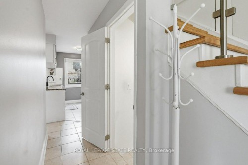 1402 Ghent Avenue, Burlington, ON - Indoor