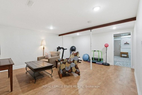 1402 Ghent Avenue, Burlington, ON - Indoor