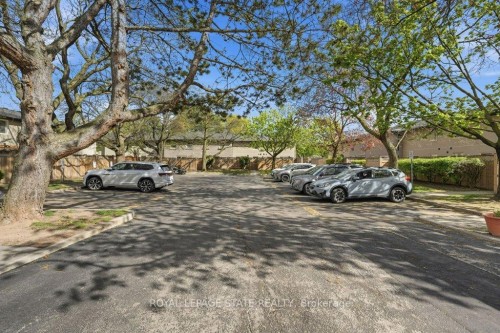 1402 Ghent Avenue, Burlington, ON - Outdoor With Body Of Water