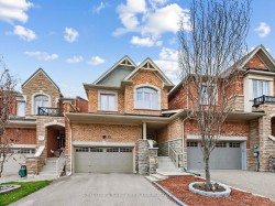 12 Mack Clement Lane Richmond Hill, ON L4S 1K7