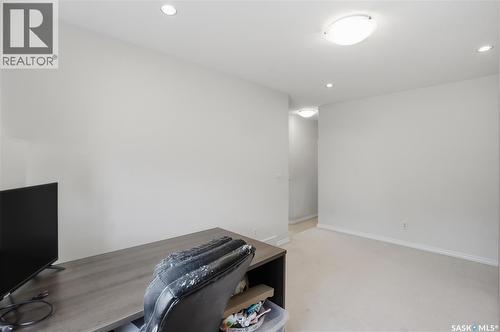 3714 Sandringham Road E, Regina, SK - Indoor