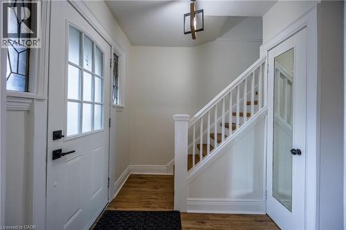 158 Balsam Avenue N, Hamilton, ON - Indoor Photo Showing Other Room