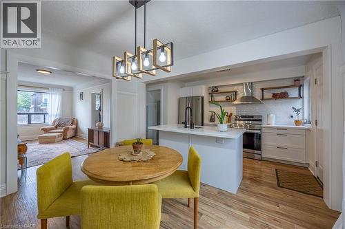 158 Balsam Avenue N, Hamilton, ON - Indoor Photo Showing Other Room