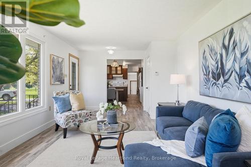 80157 Sharpes Creek Line, Central Huron (Goderich), ON - Indoor Photo Showing Living Room
