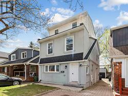 434 VICTORIA PARK AVENUE Toronto, ON M4E 3T2