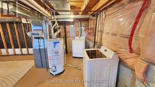 48 Downing Crescent, Barrie, ON - Indoor