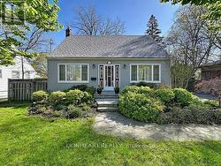 1475 GARNET AVENUE  Mississauga, ON L5G 4C5