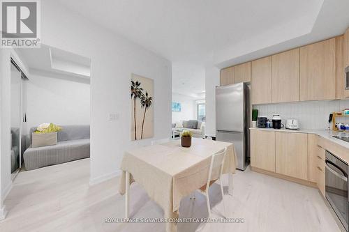 509 - 2501 Saw Whet Boulevard, Oakville, ON - Indoor Photo Showing Kitchen