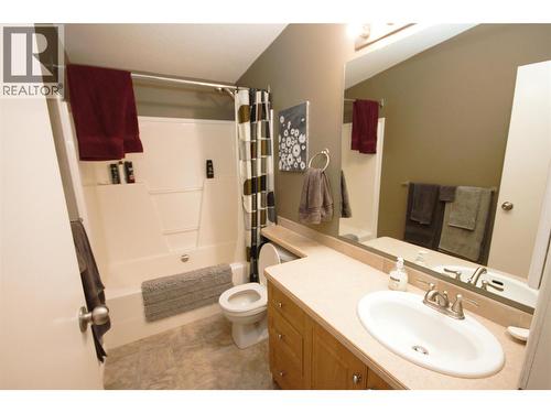 270 Road 2, Oliver, BC 