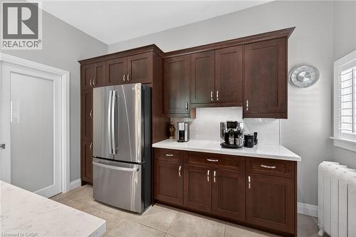 179 Macnab Street N, Hamilton, ON - Indoor Photo Showing Kitchen