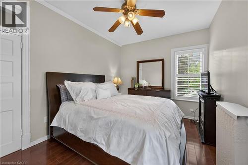 179 Macnab Street N, Hamilton, ON - Indoor Photo Showing Bedroom