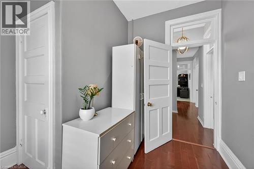 179 Macnab Street N, Hamilton, ON - Indoor Photo Showing Other Room