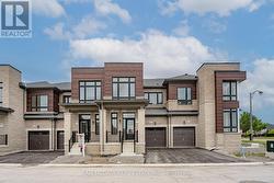 52 FISH DRIVE Aurora, ON L4G 4A7