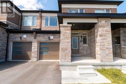 34 VALLEYBROOK ROAD Barrie, ON L9J 0L4