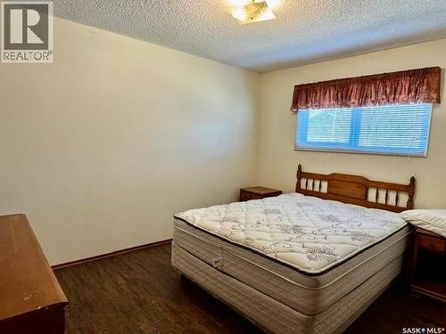 208 2Nd Street Ne, Watson, SK - Indoor Photo Showing Bedroom